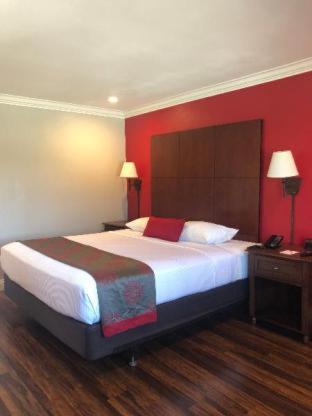 Hotel Ramada By Wyndham Torrance Chambre photo